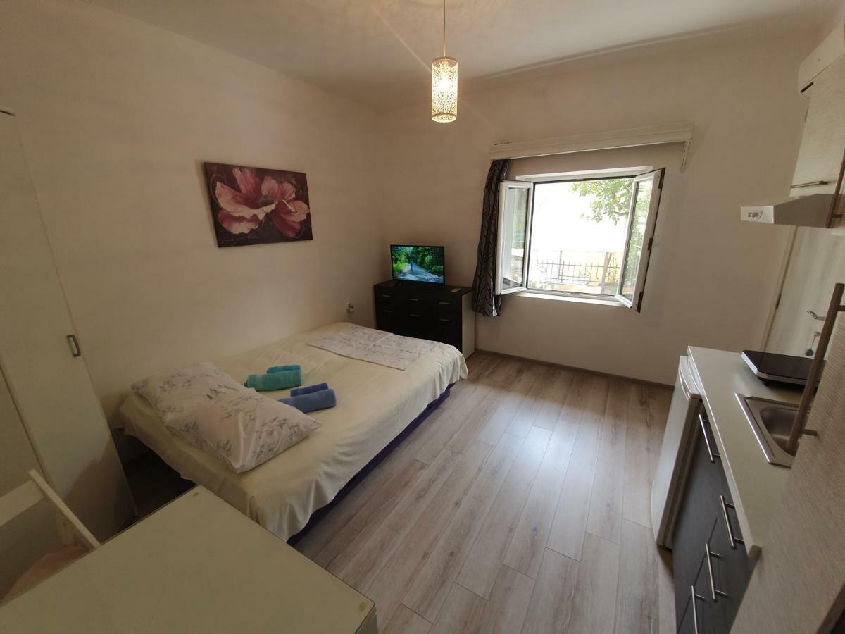 Studio Apartments Ilija Kotor Cameră foto
